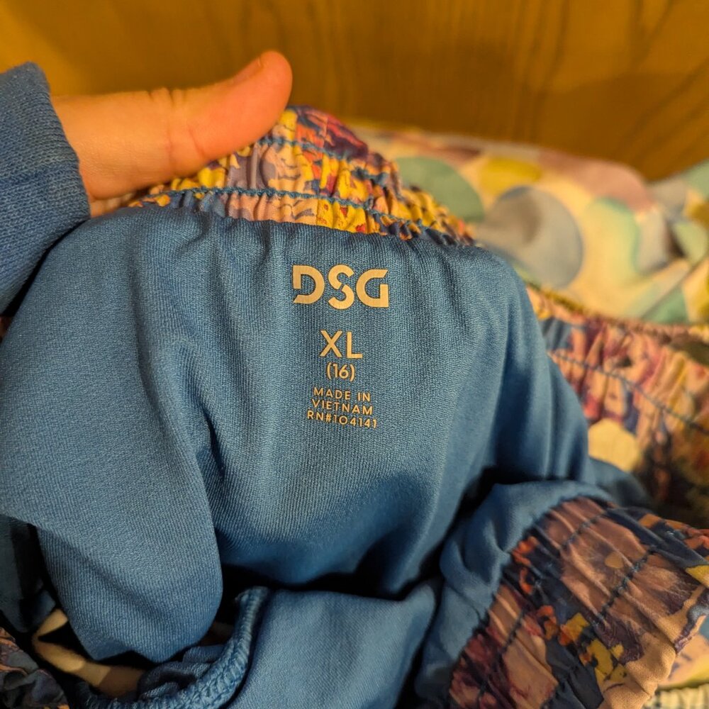 Lot of 4 DSG Athletic Shorts with Liner Different Colors and Patterns-Kids XL 16 - Picture 7 of 8